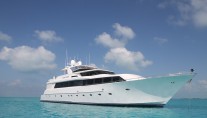 Motor yacht LOOSE ENDS